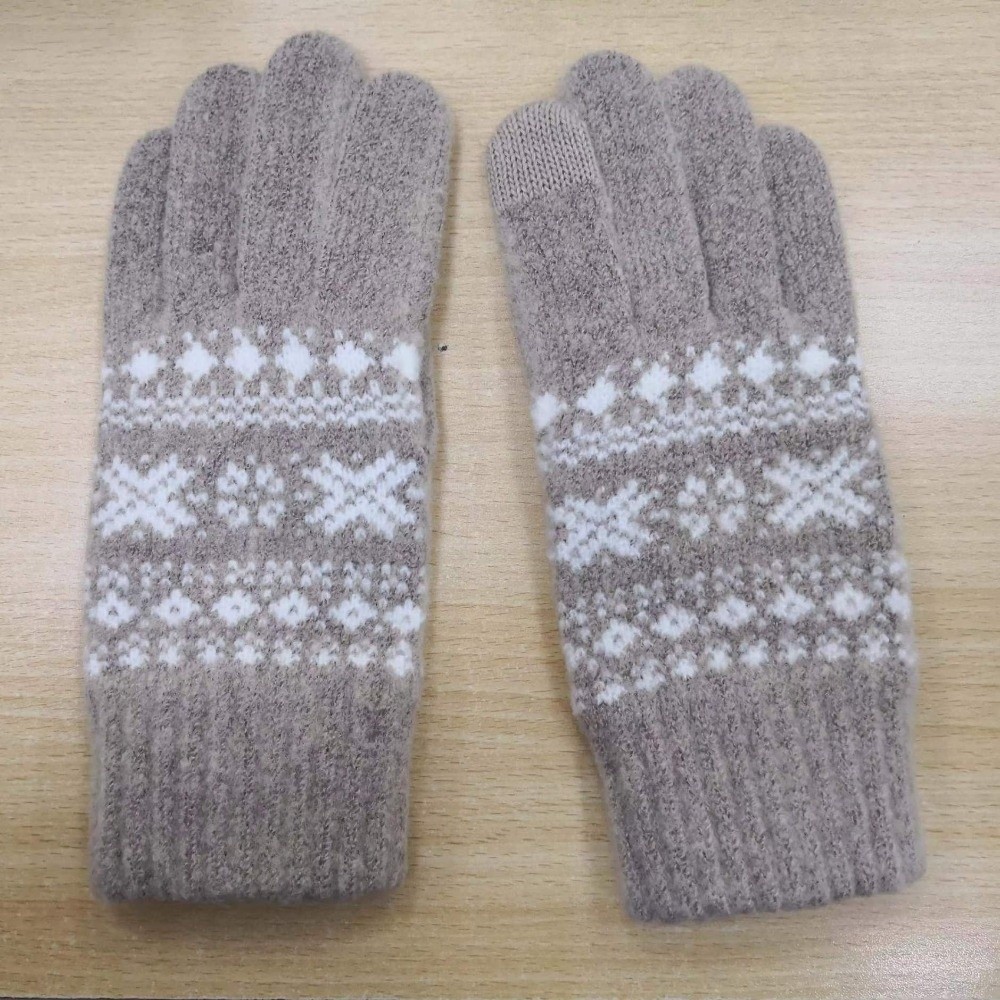Сенсорный экран ‌   Вязаные пе – обзор и цена Winter Glove Insulated